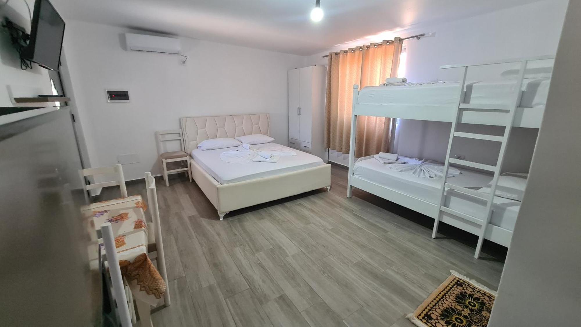 Apart-hotel Reshat Caca Ksamil